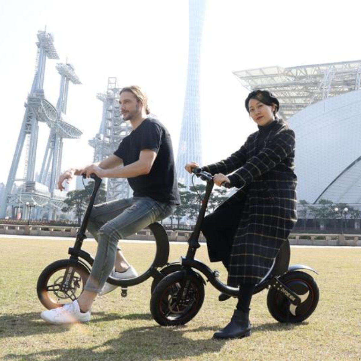 SWIFT HORSE K2 ver.2 ★特定小型原付│折りたたみ（免許不要・公道/歩道走行可能）