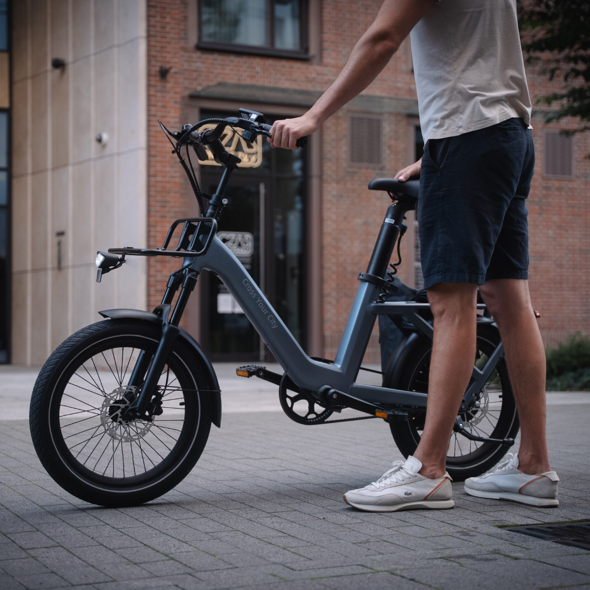 ADO Air ONE /  Air ONE Ultra ★電動アシスト自転車　※試乗可能