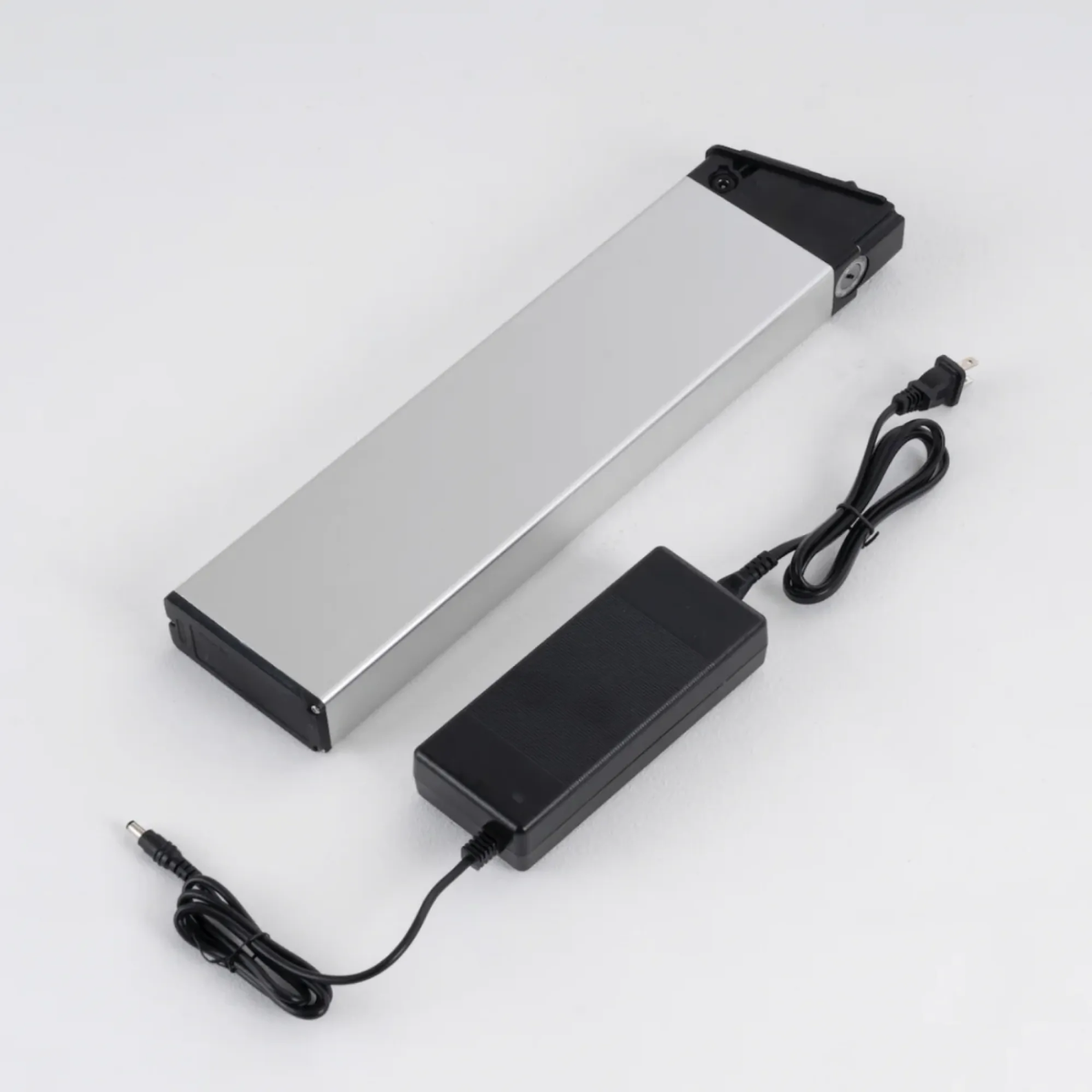 【フェンダー＆リアキャリア無料キャンペーン】MOVE S 折りたたみ電動アシスト自転車（型式認定あり）│店舗受取限定